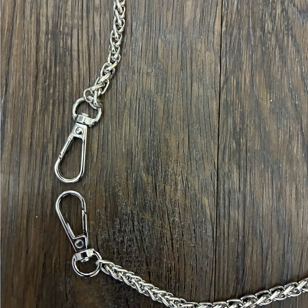 Silver Chain for bag/wallet NWOT